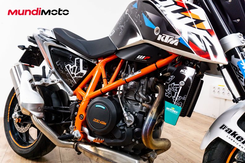 Motorbike image 4