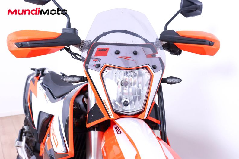 Motorbike image 4