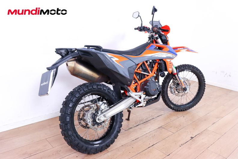 Motorbike image 2