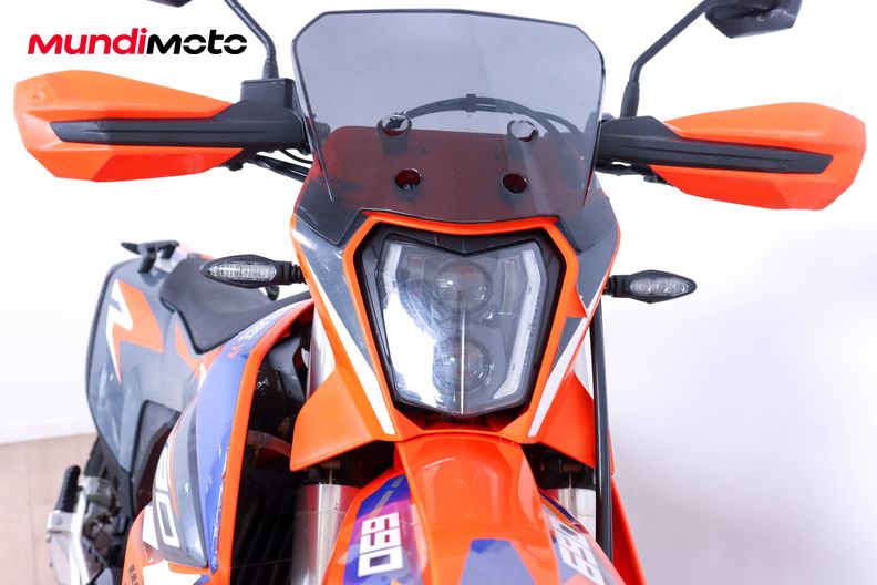 Motorbike image 4