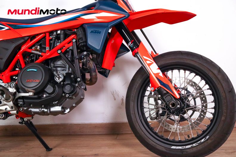 Motorbike image 13