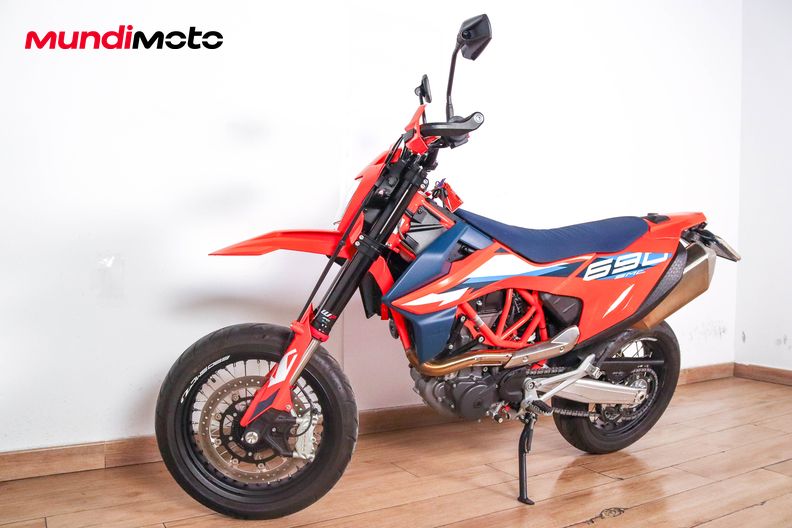 Motorbike image 7