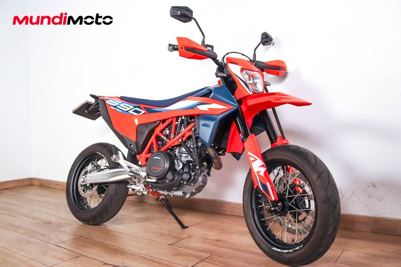 Motorbike image 1