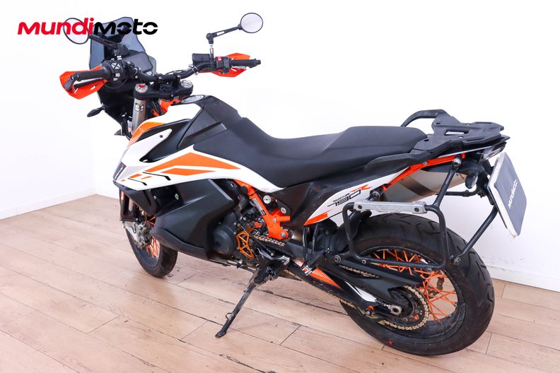 Motorbike image 6