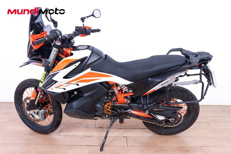 Motorbike image 5