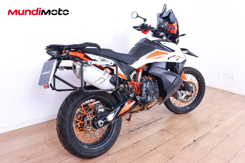 Motorbike image 2