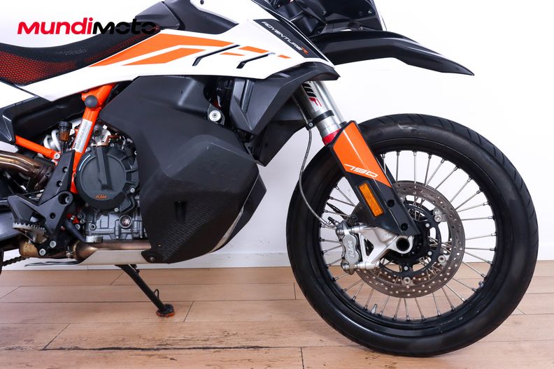 Motorbike image 12