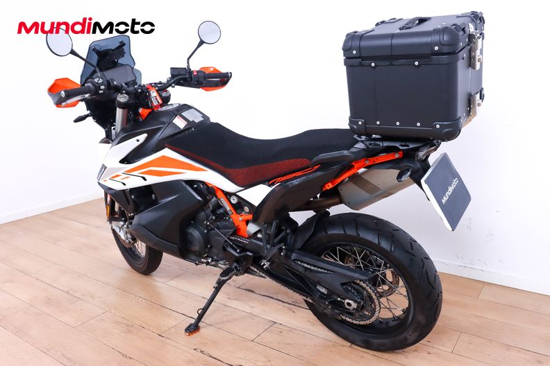 Motorbike image 6