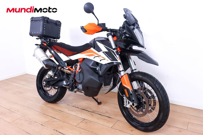 Motorbike image 1