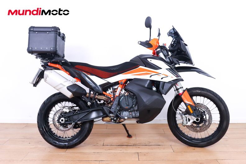 KTM 790
