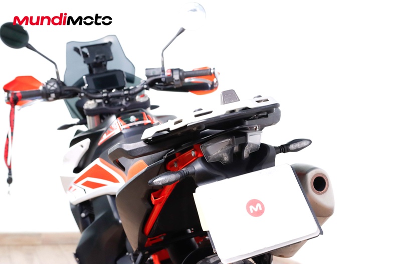 Motorbike image 8