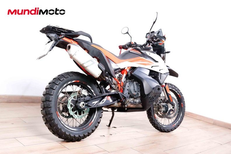 Motorbike image 2