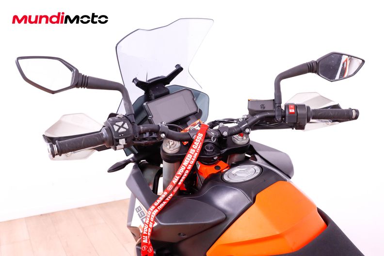 Motorbike image 10