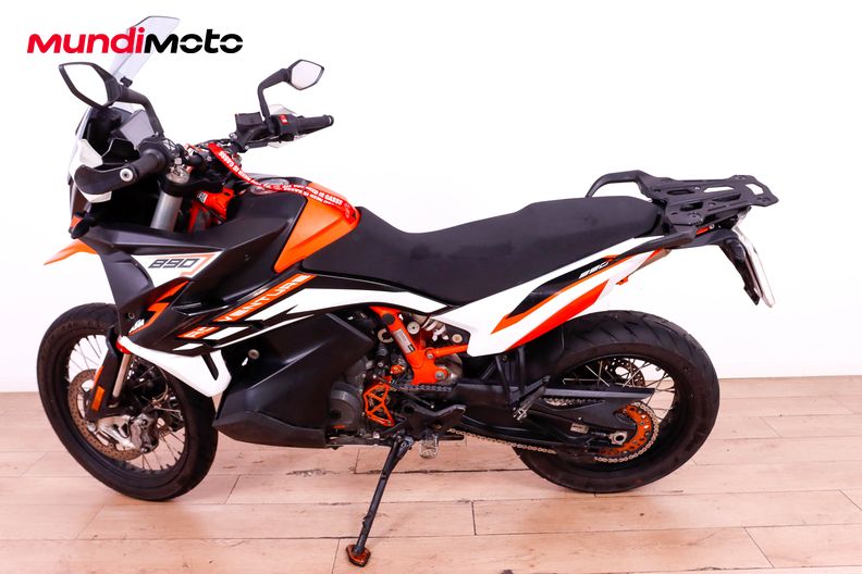 Motorbike image 5