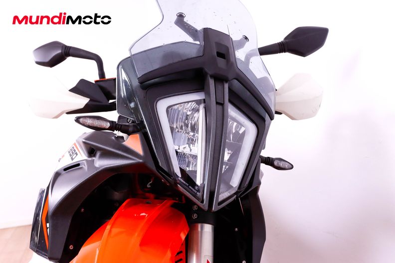 Motorbike image 4