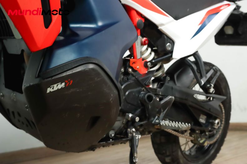Motorbike image 8