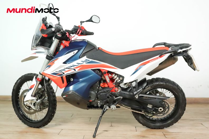 Motorbike image 5