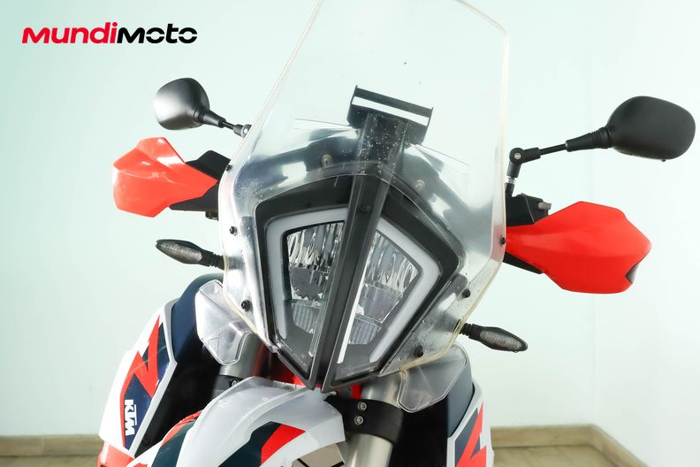 Motorbike image 4
