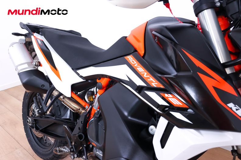 Motorbike image 13