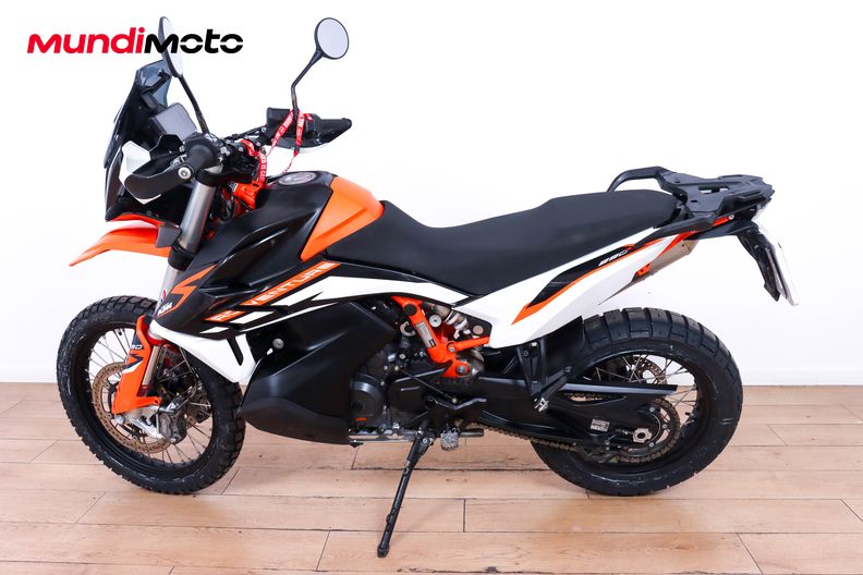 Motorbike image 5