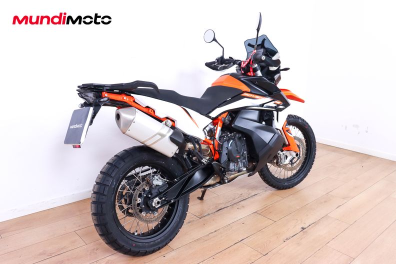 Motorbike image 2