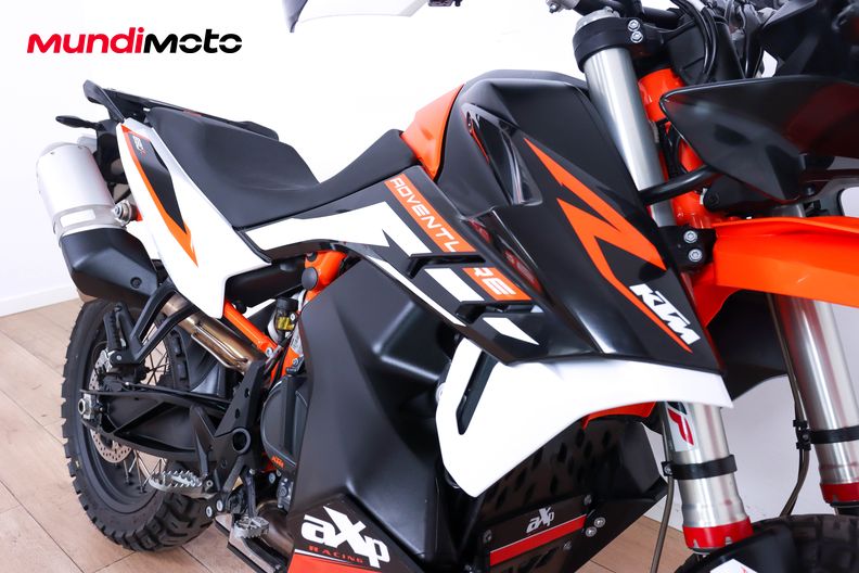 Motorbike image 12