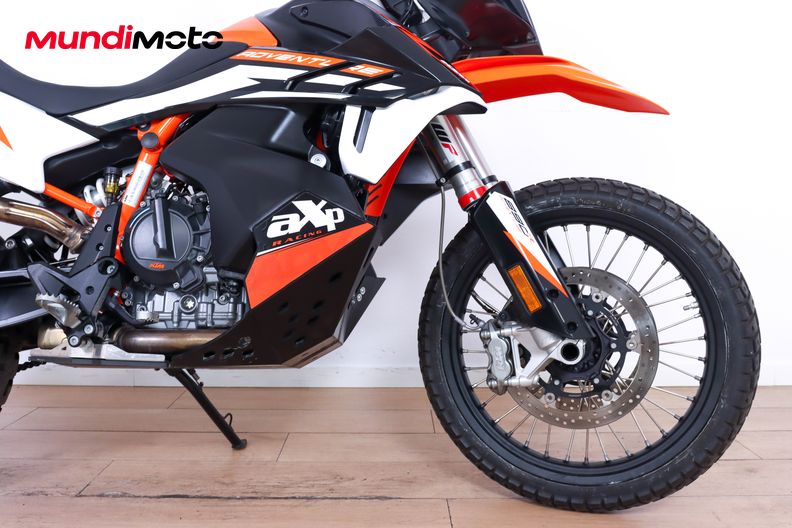 Motorbike image 13