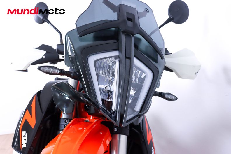 Motorbike image 4