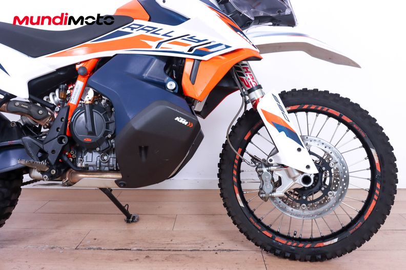 Motorbike image 12