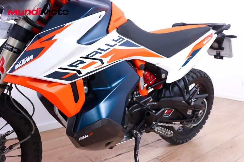 Motorbike image 8