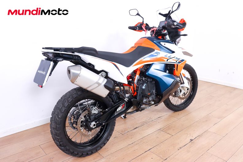 Motorbike image 2