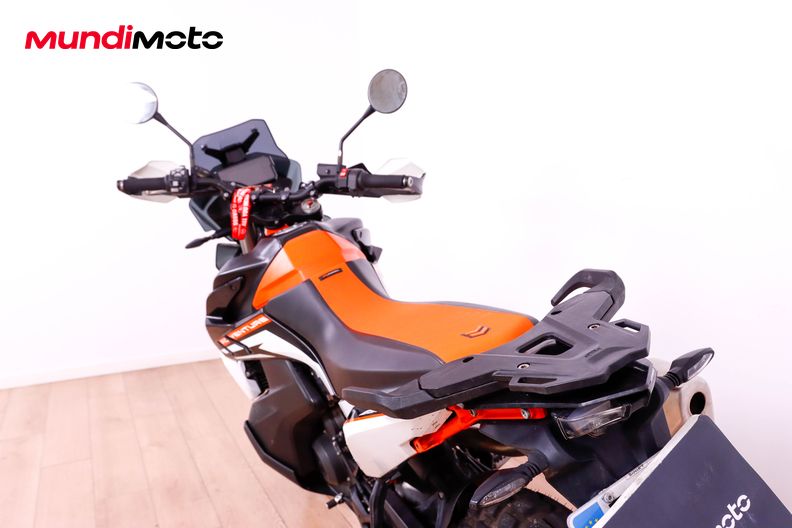 Motorbike image 9