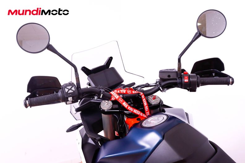 Motorbike image 10