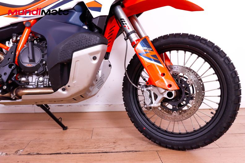 Motorbike image 13