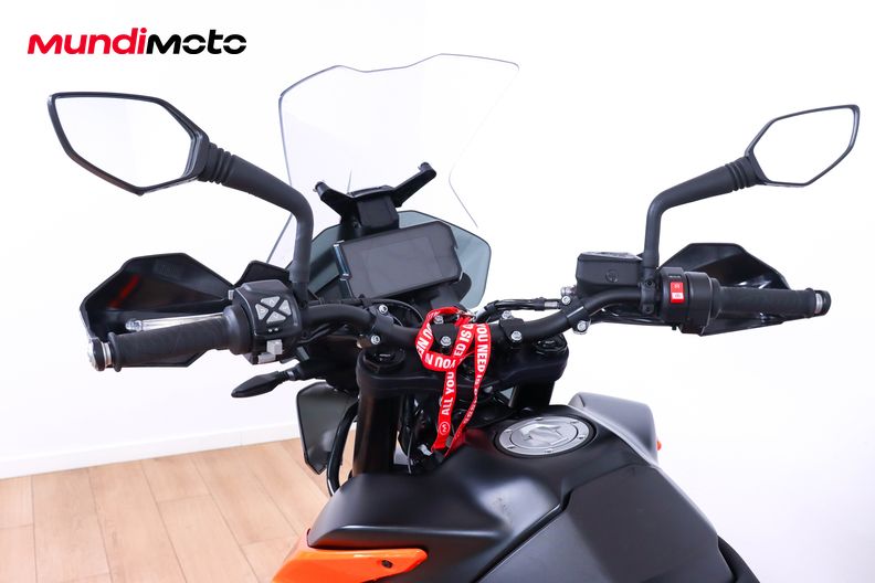 Motorbike image 10