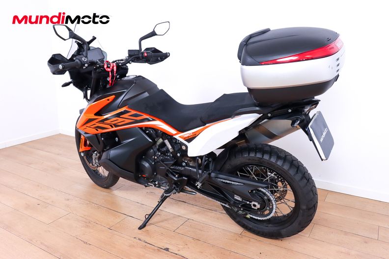 Motorbike image 6