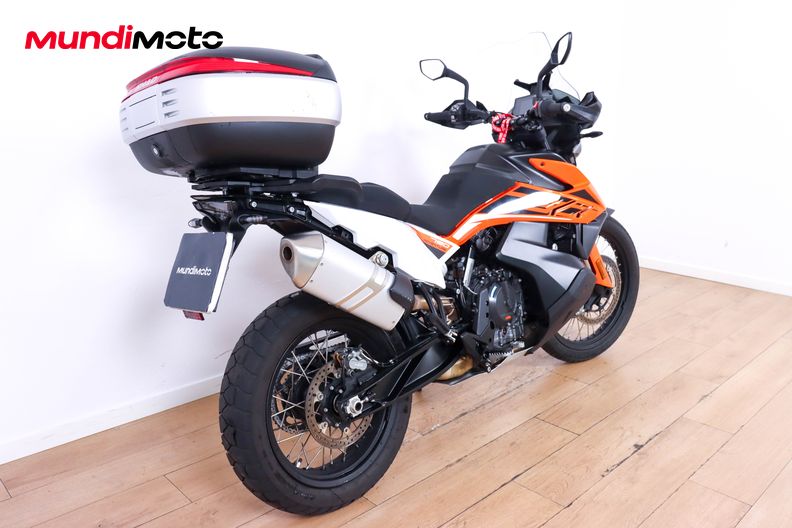 Motorbike image 2