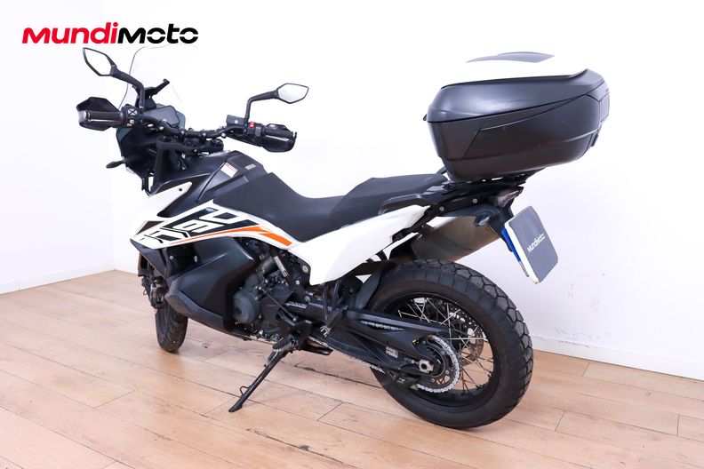 Motorbike image 6