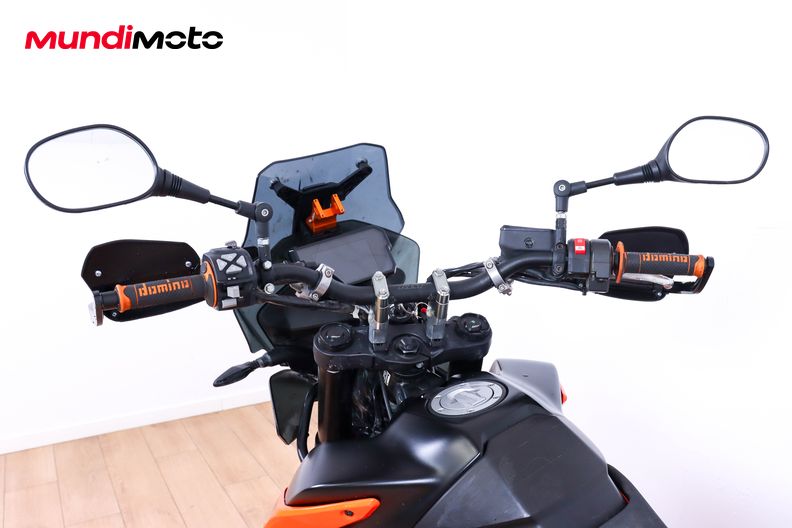 Motorbike image 10