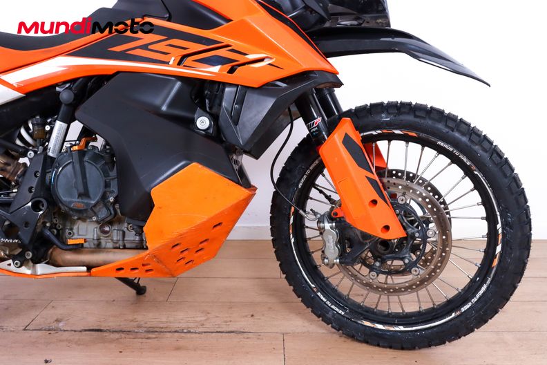 Motorbike image 12