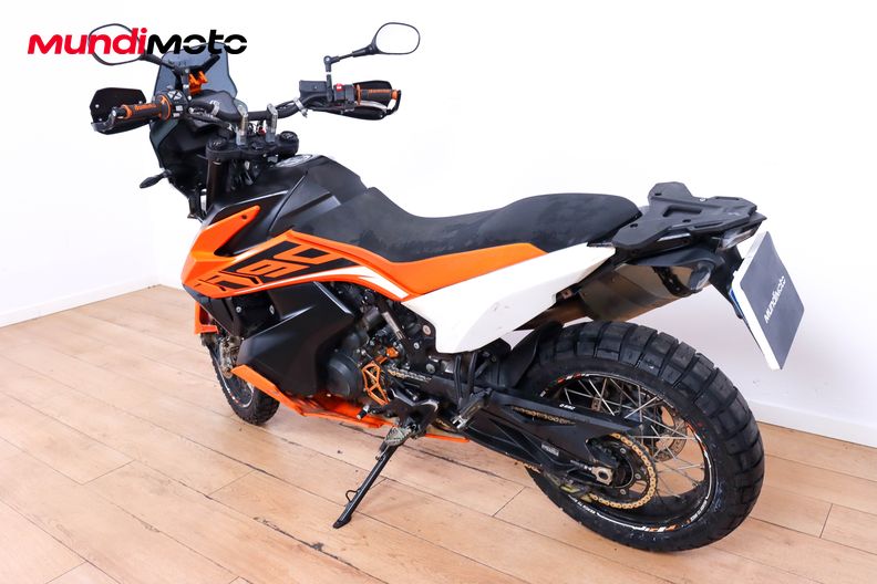 Motorbike image 6