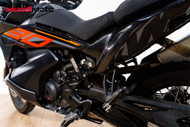 Motorbike image 8