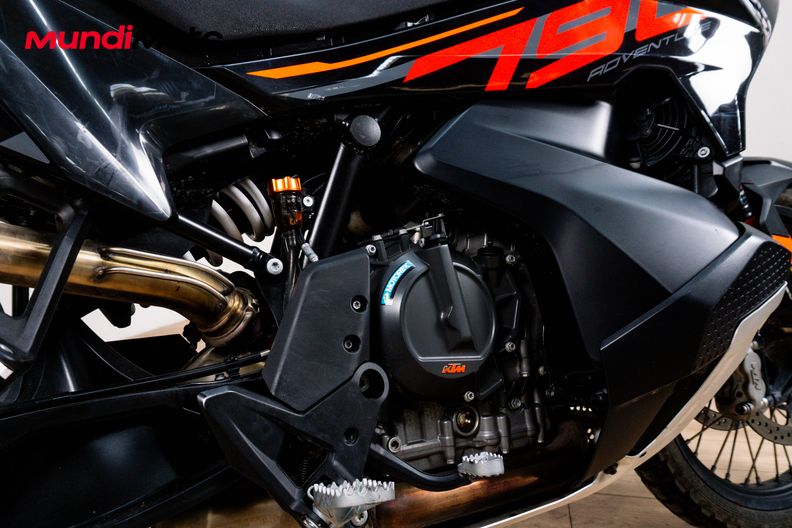 Motorbike image 3