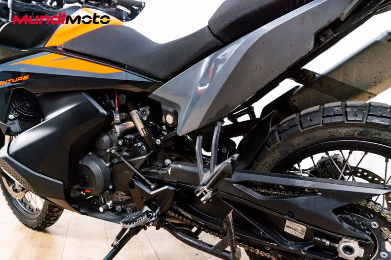 Motorbike image 8