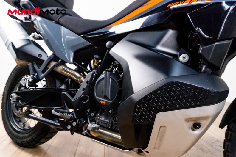 Motorbike image 4