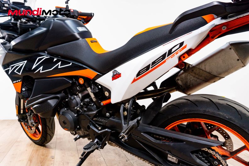 Motorbike image 8