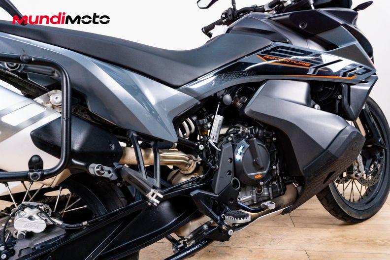 Motorbike image 3