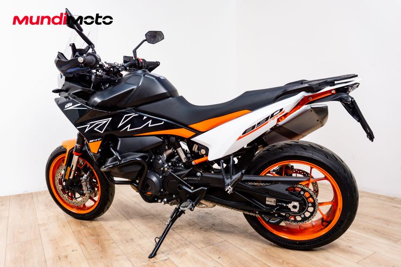 Motorbike image 7