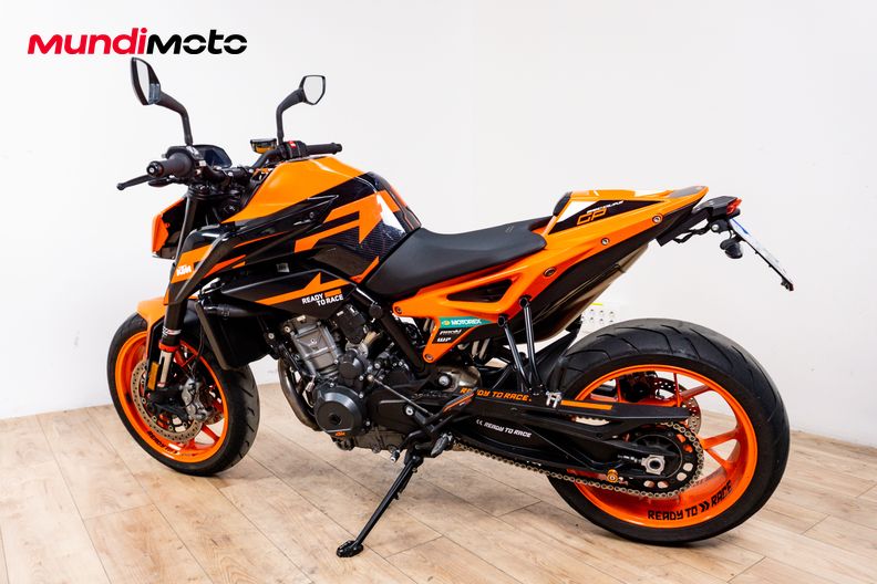 Motorbike image 7
