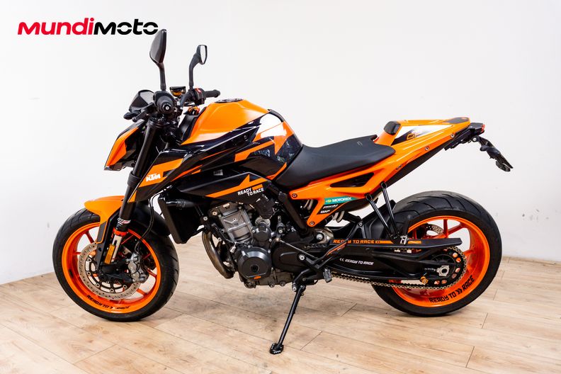 Motorbike image 5